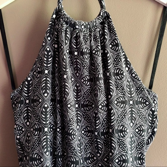 BANANA REPUBLIC Black White Geometric Leaf Halter - Picture 2 of 7